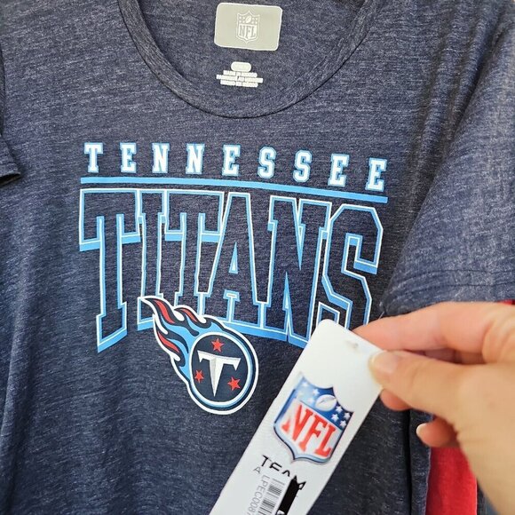 NFL Tennessee Titans Women's Large Football T Shirt - Picture 5 of 5
